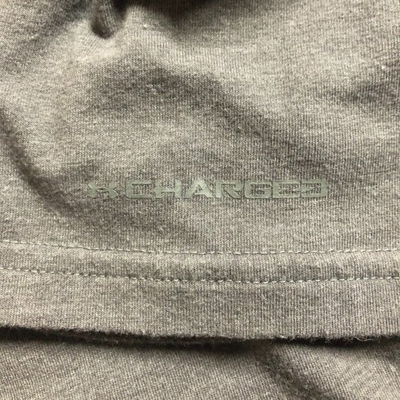 Men's Under Armour Short Sleeved Shirt - Picture 11 of 11